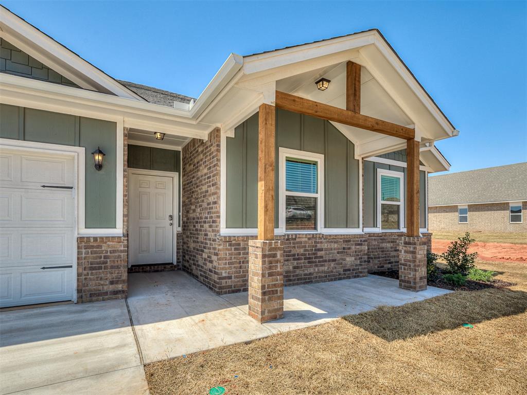 13172 Mannington Road Property Photo 1