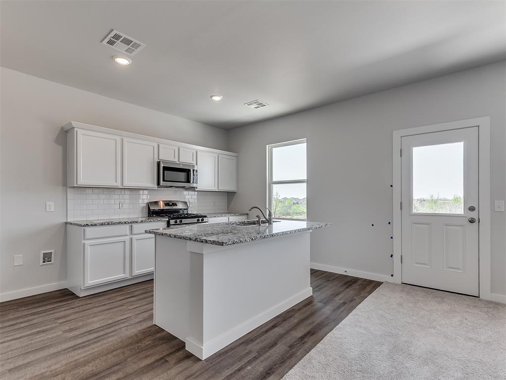 13172 Mannington Road Property Photo 8