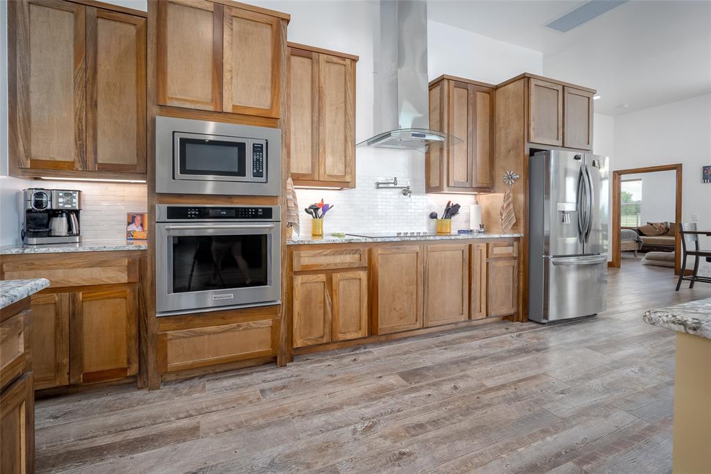 26975 N County Road 3170 Property Photo 6