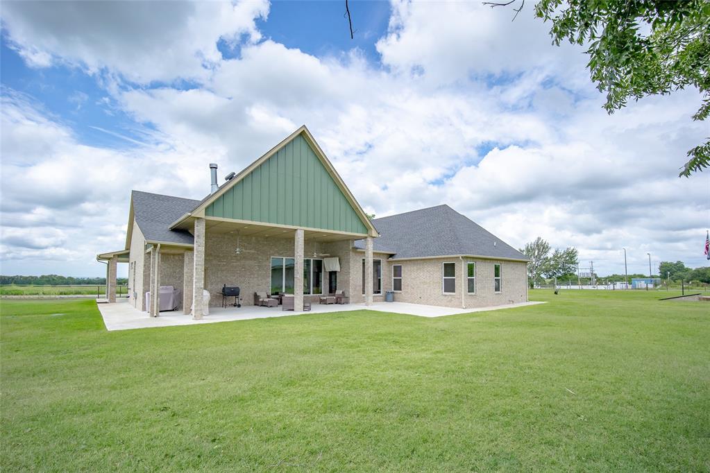 26975 N County Road 3170 Property Photo 25