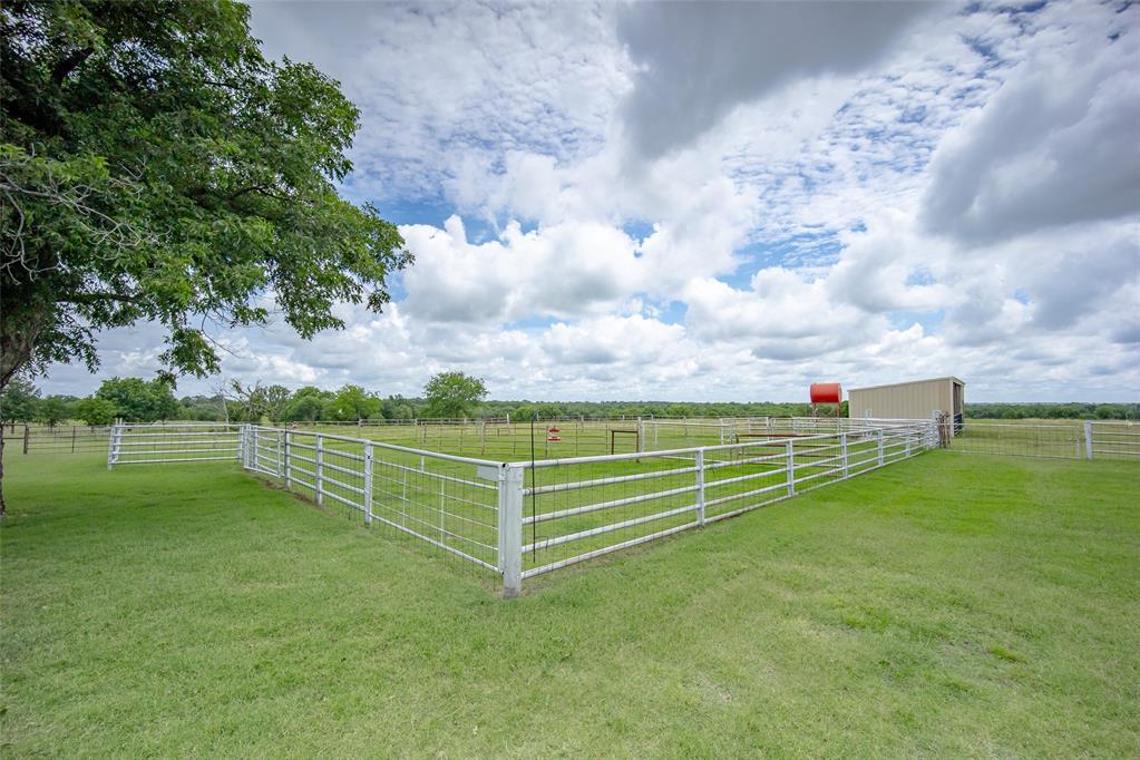 26975 N County Road 3170 Property Photo 30