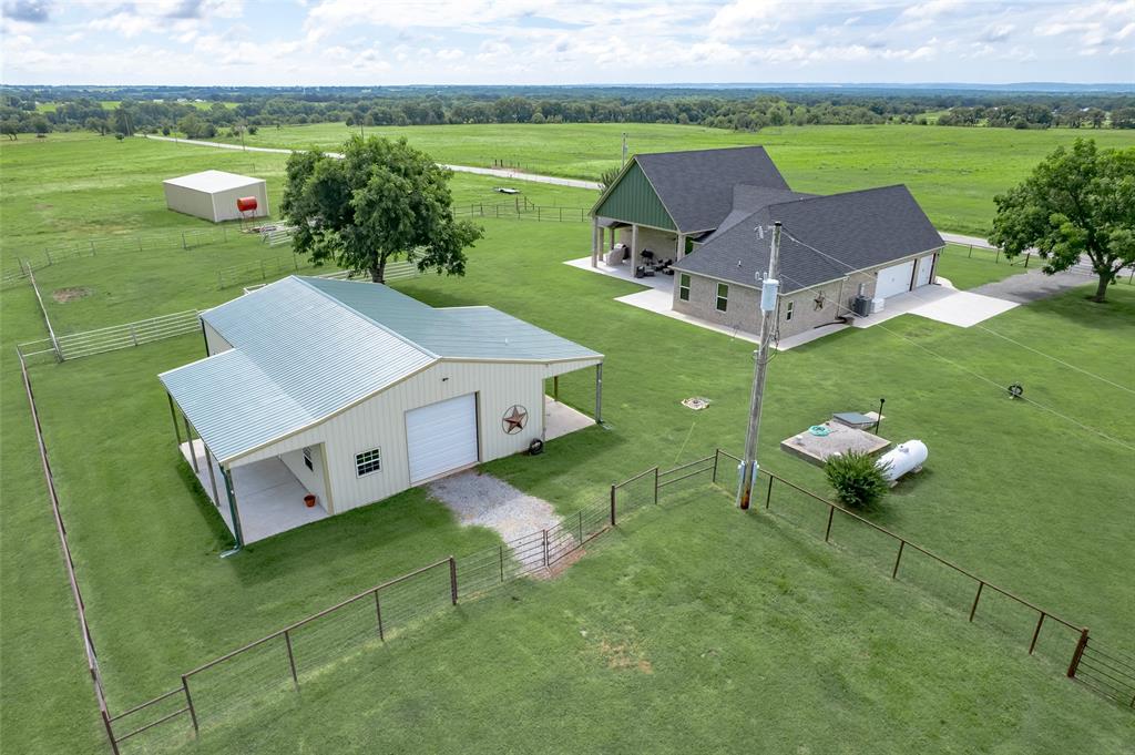 26975 N County Road 3170 Property Photo 38