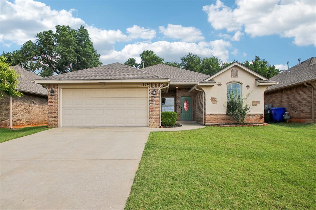 1629 Rangeline Road Property Photo 1