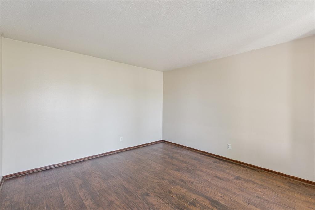 3513 Terry Way Property Photo 9