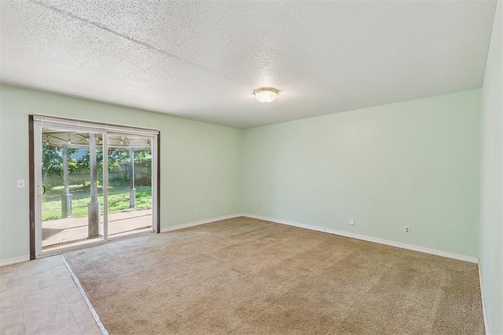 3513 Terry Way Property Photo 12