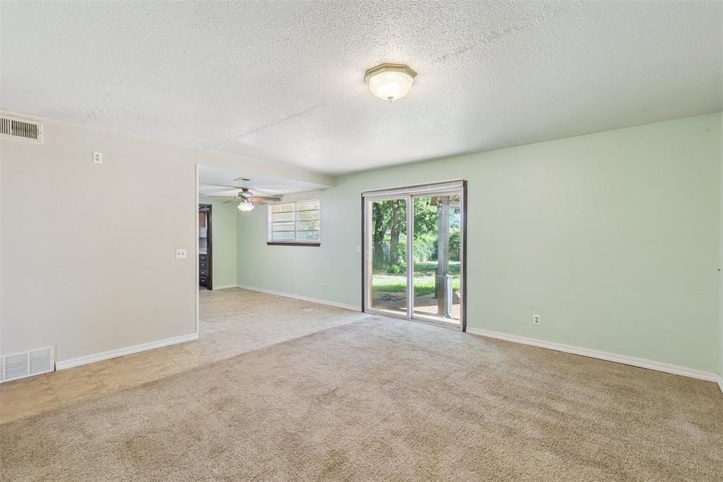 3513 Terry Way Property Photo 13