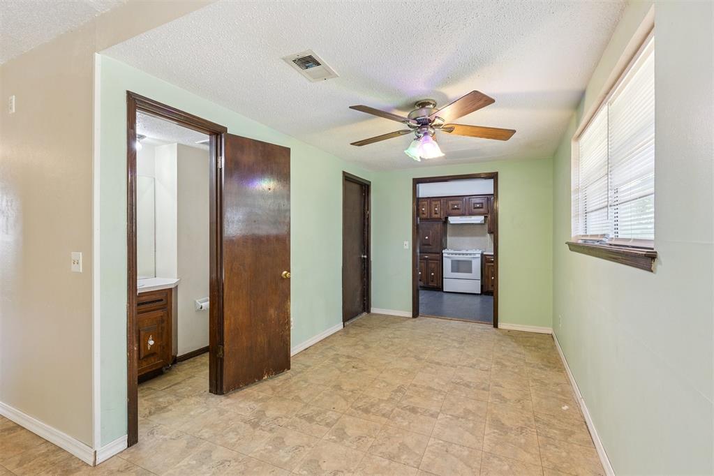 3513 Terry Way Property Photo 16