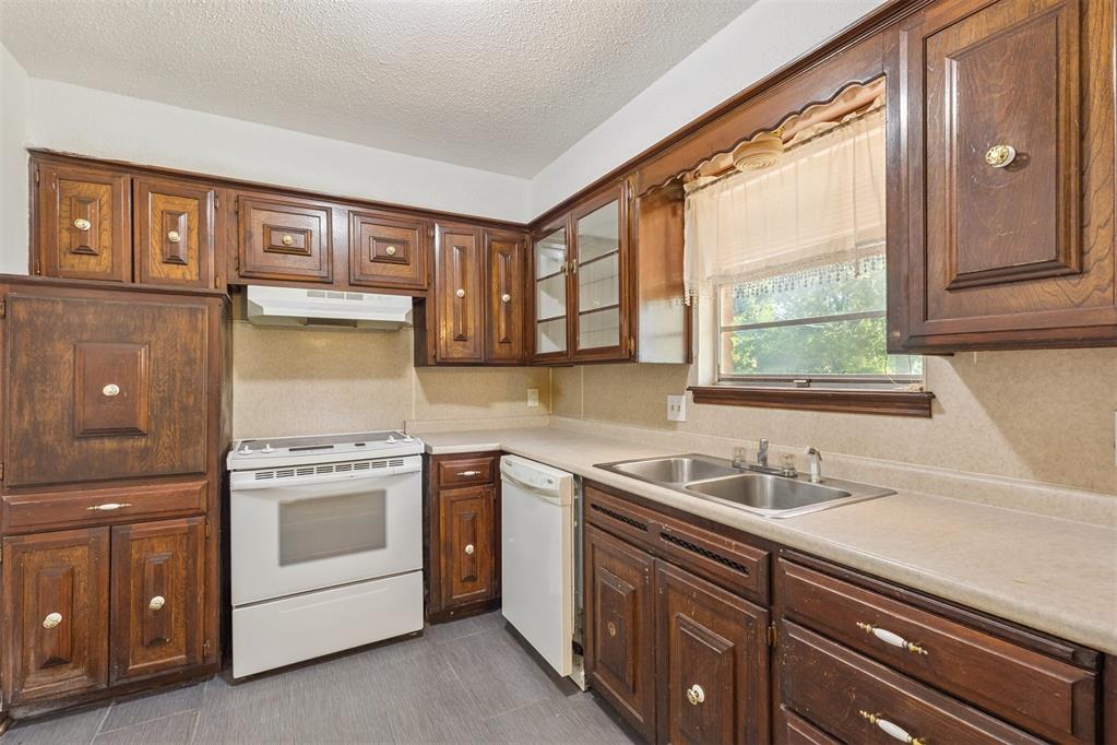3513 Terry Way Property Photo 19