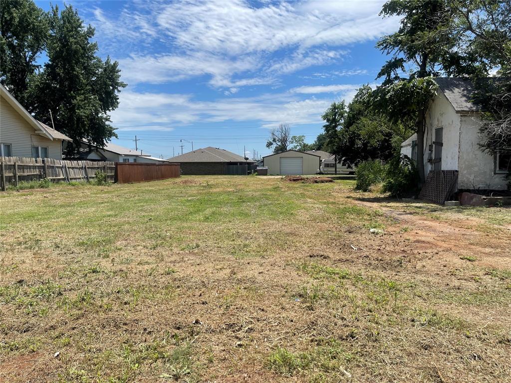 406 W Tom Stafford Street Property Photo 1