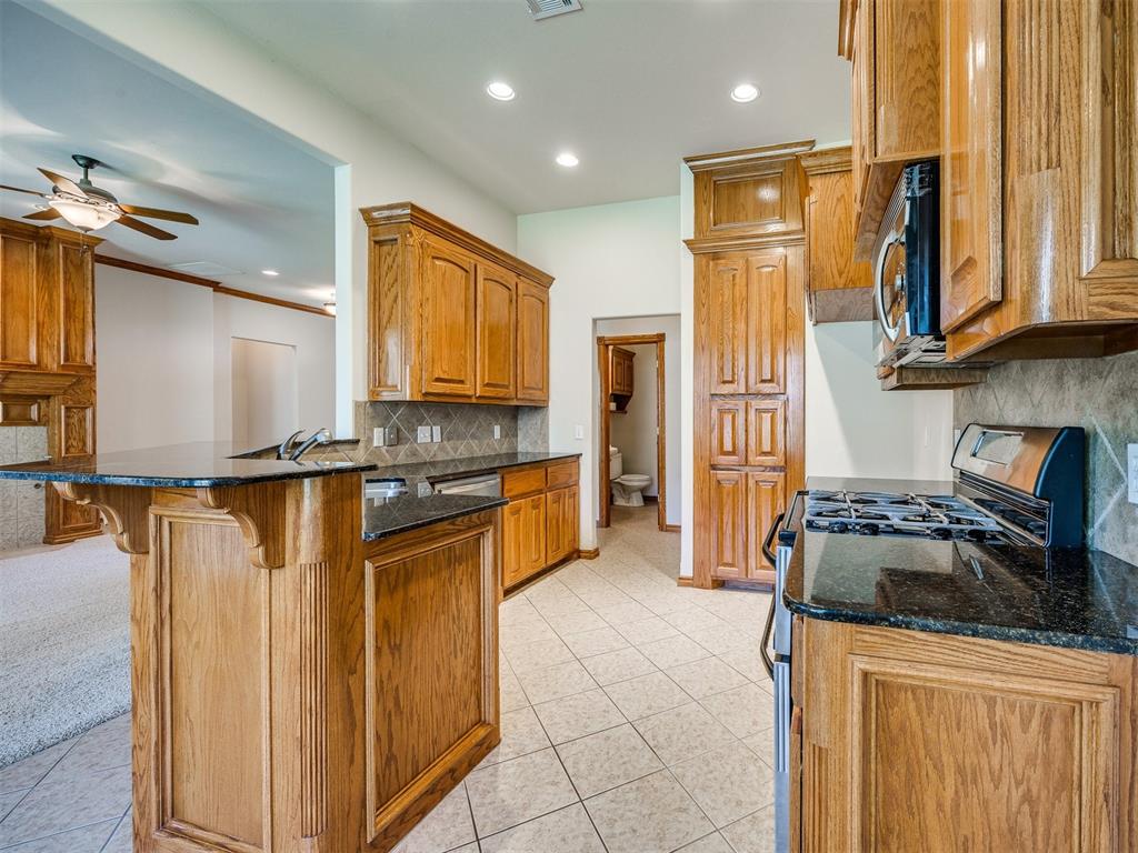 11167 Larkin Lane Property Photo 5