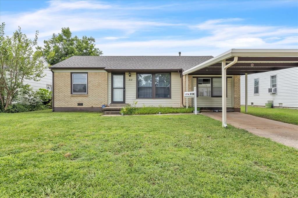 318 E Kerr Drive Property Photo 1