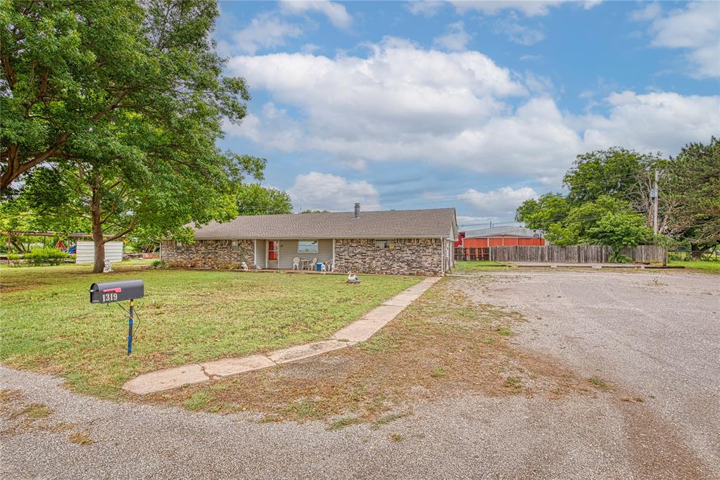 1319 N Cook Property Photo 1