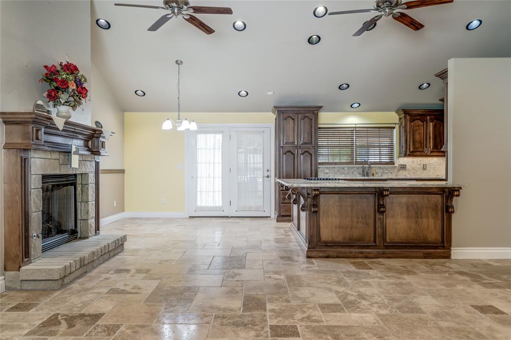 6704 Tall Oaks Drive Property Photo 11