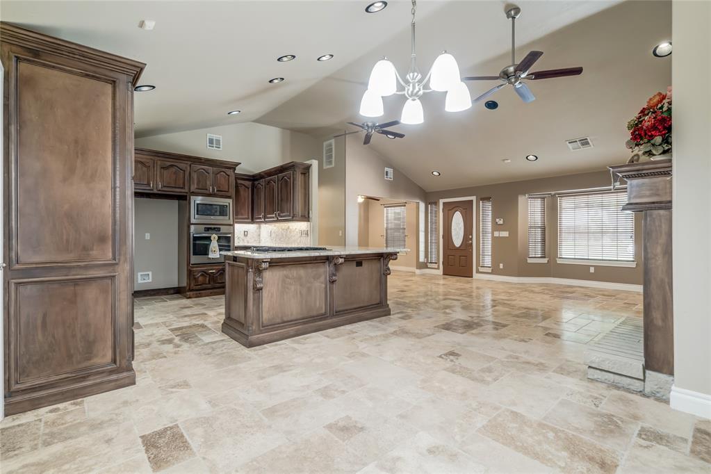 6704 Tall Oaks Drive Property Photo 15