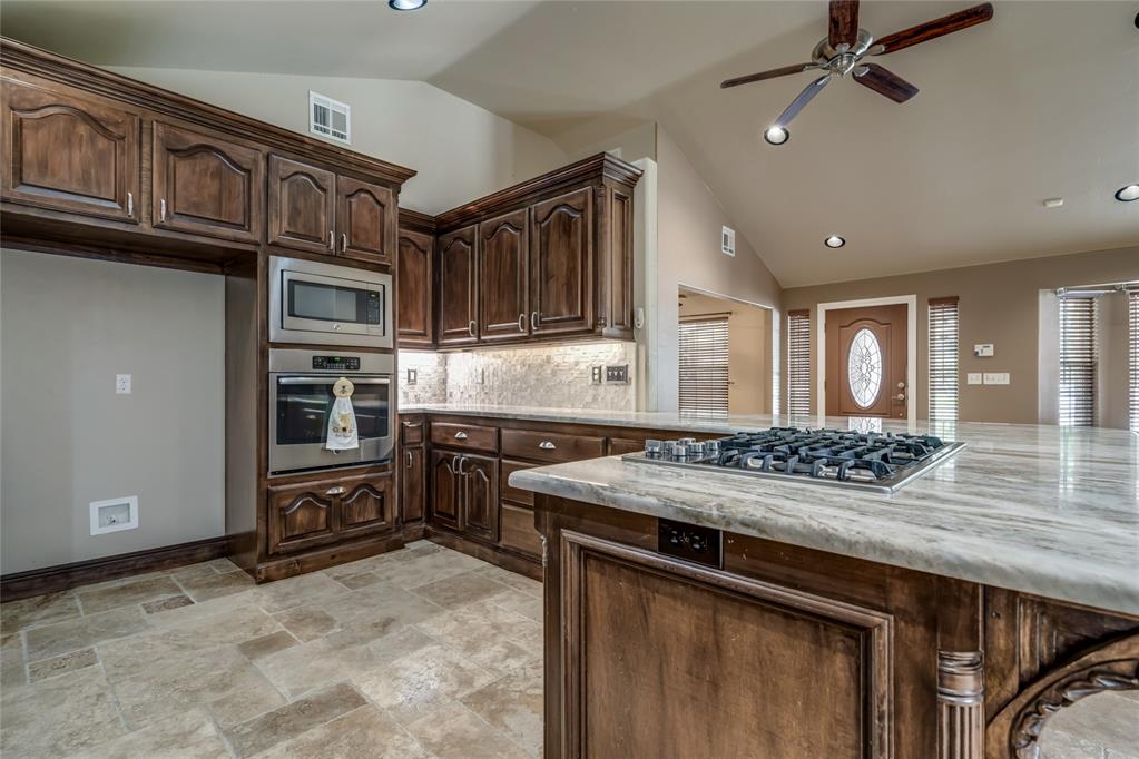6704 Tall Oaks Drive Property Photo 22