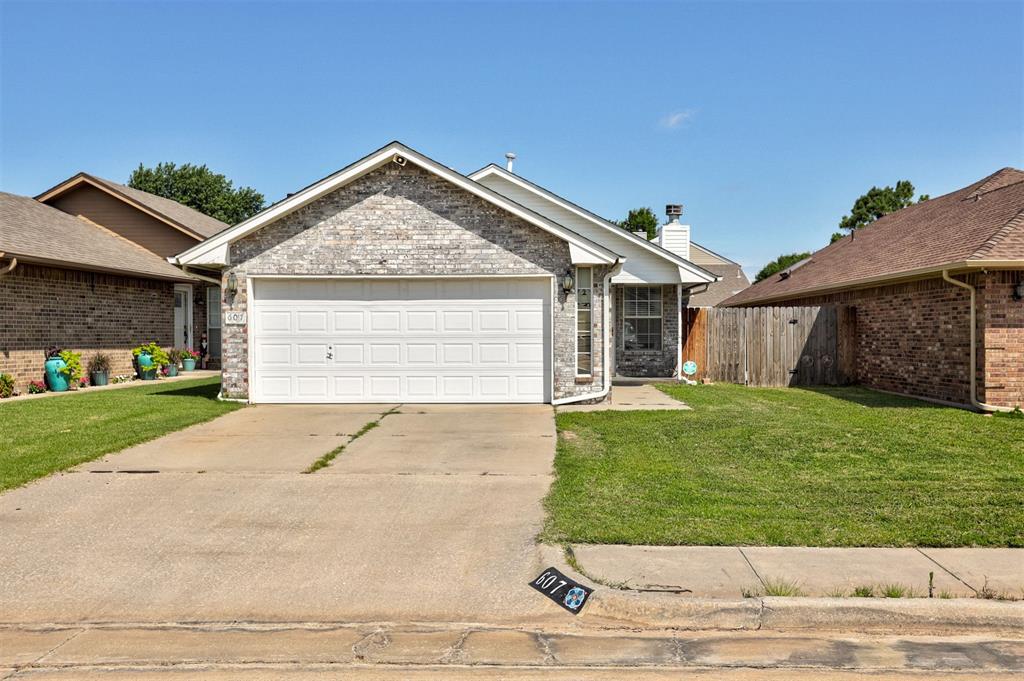 607 Stoneridge Drive Property Photo 1