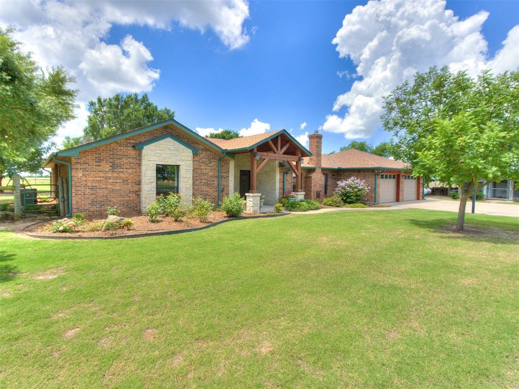 1616 E Cottonwood Road