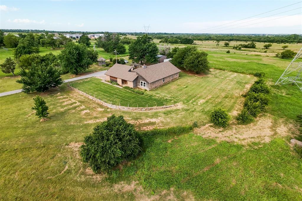 12017 N Morgan Road Property Photo 2