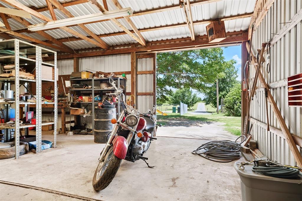 12017 N Morgan Road Property Photo 32