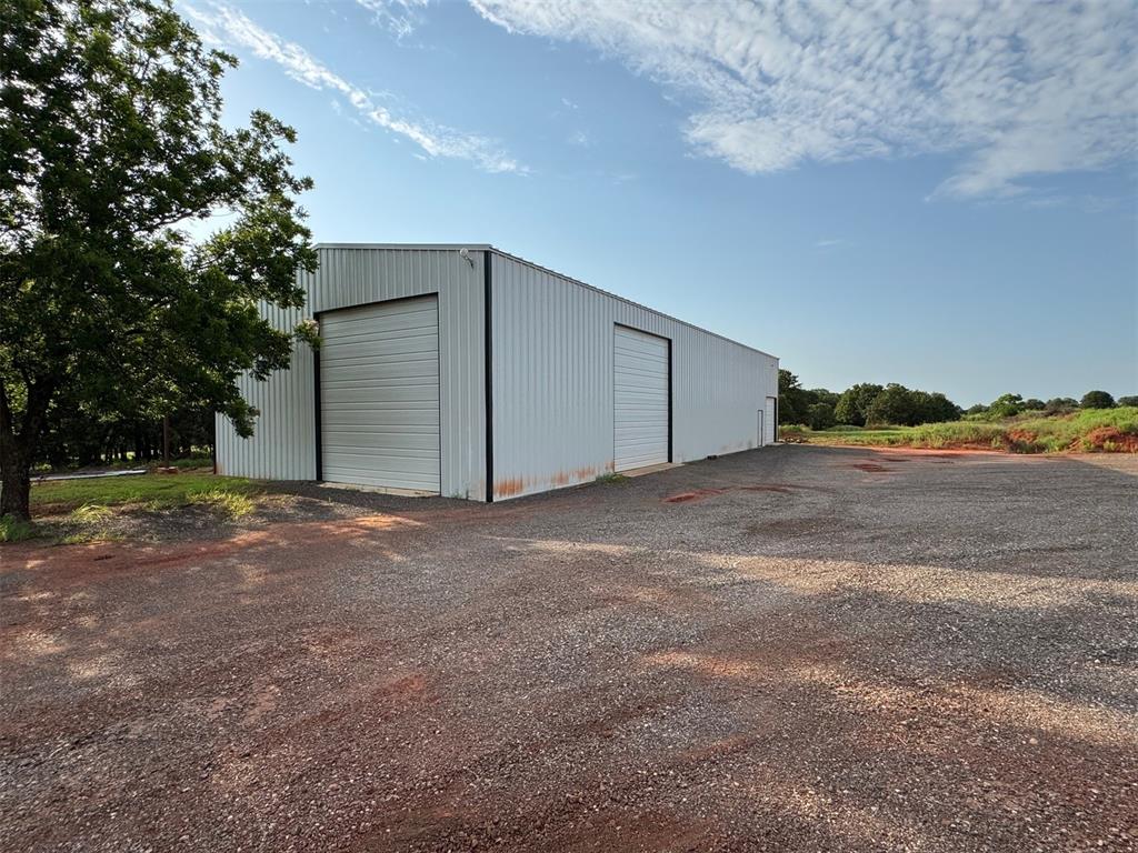 330548 E 920 Road Property Photo 1