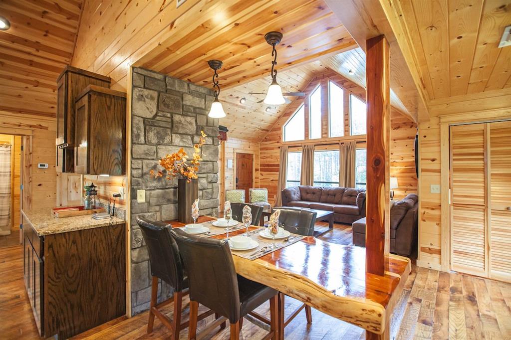 165 Huckleberry Trail Property Photo 6