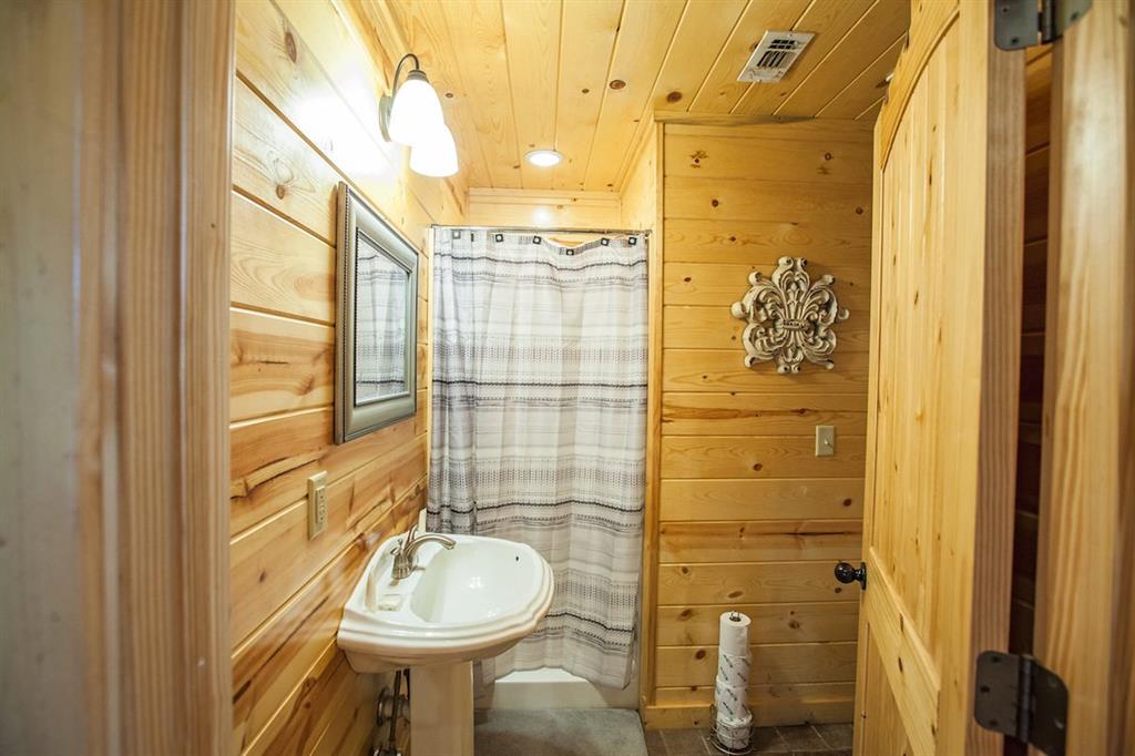165 Huckleberry Trail Property Photo 13
