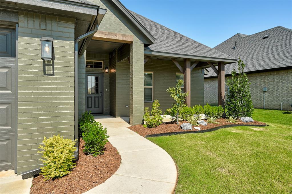 3325 Slate River Drive Property Photo 3