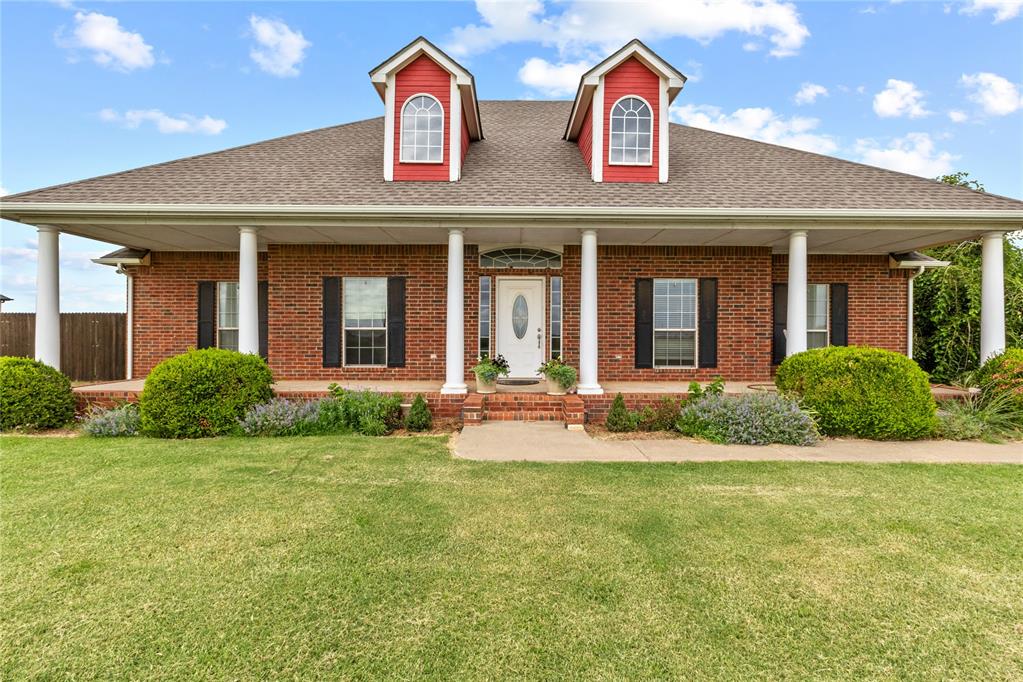 17182 N 2850 Road Property Photo 1