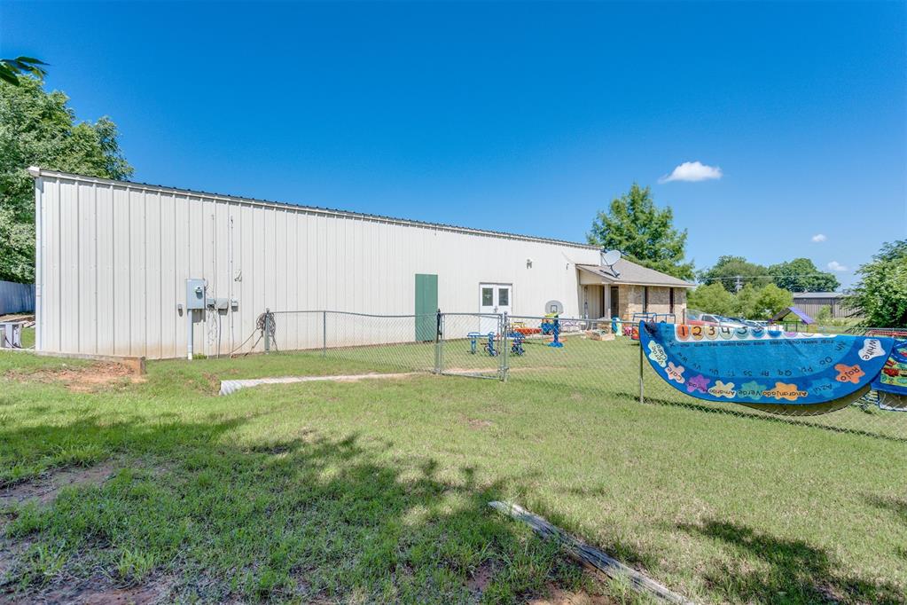 102104 Nw 16th Street Property Photo 12