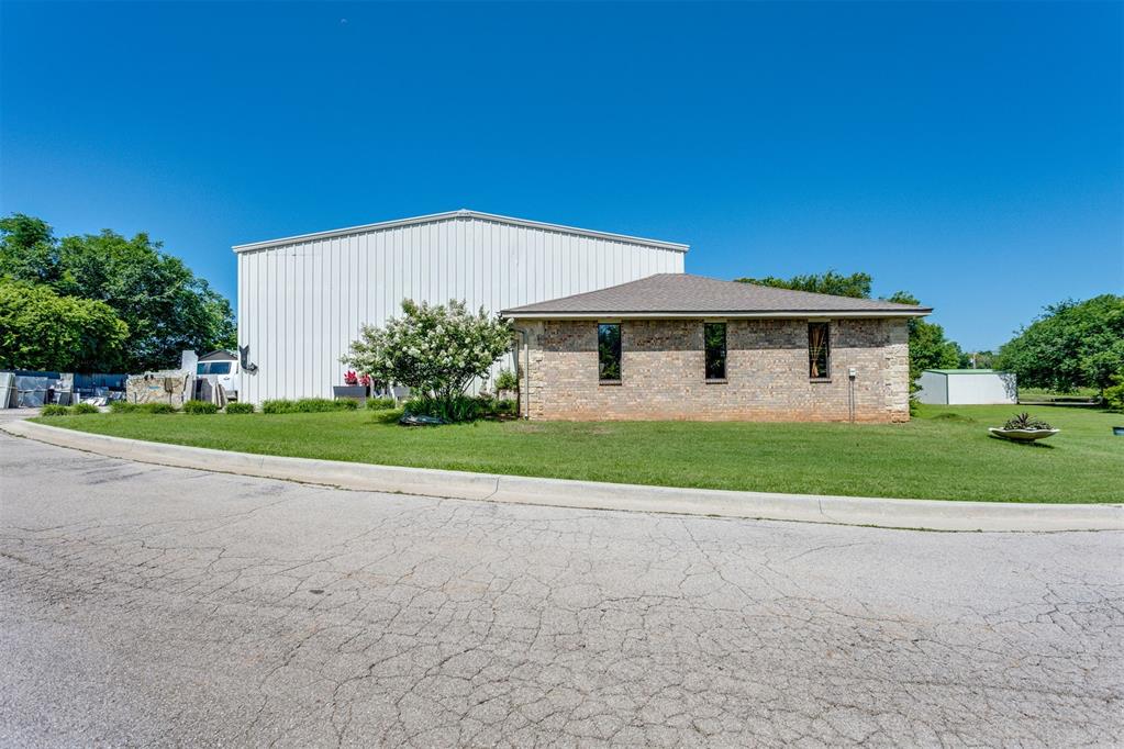 102104 Nw 16th Street Property Photo 38