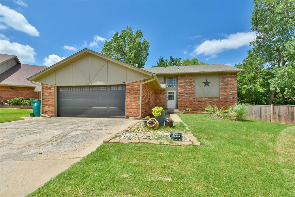 8800 Stoneleigh Court Property Photo 1