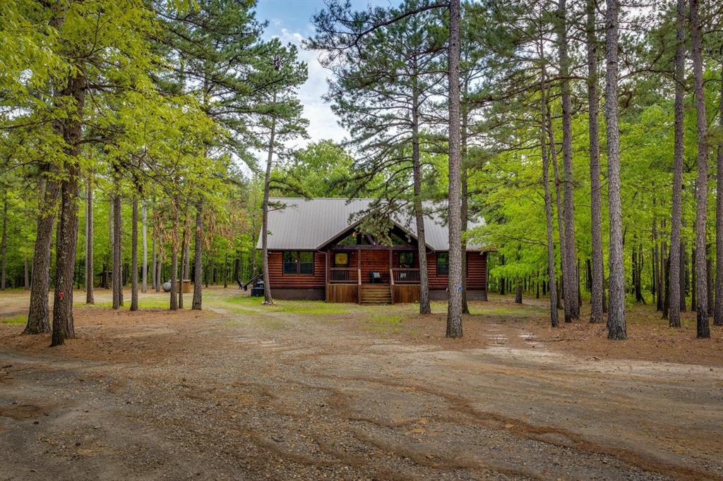 136 Twisted Timber Lane Property Photo 1