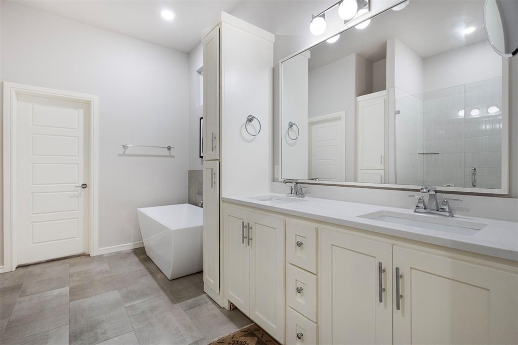 2533 Amante Court Property Photo 24