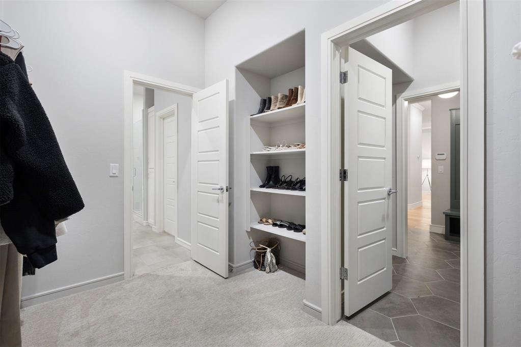 2533 Amante Court Property Photo 31