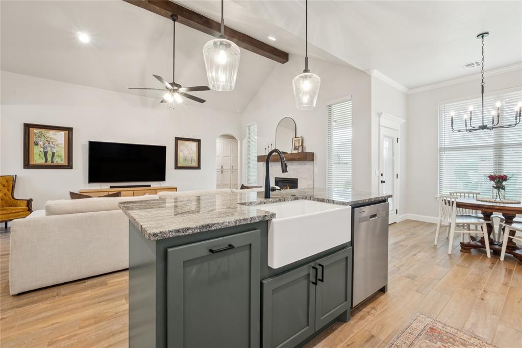 9301 SW 44th Street Property Photo 1