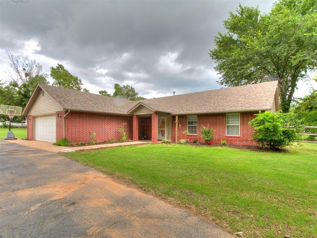 1025 Wagon Trail Lane Property Photo 1