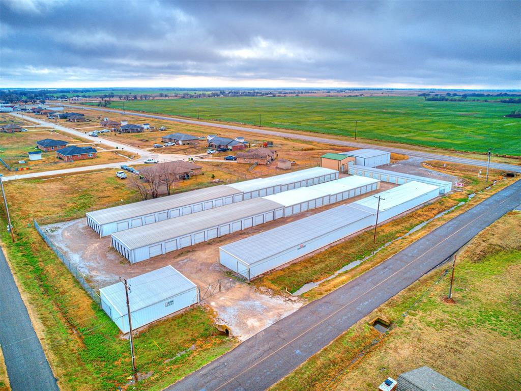 0000 N Seifried Property Photo 9