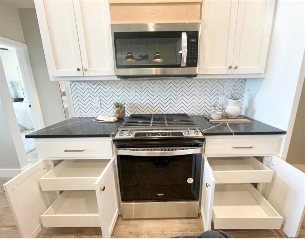 1920 Sama Way Property Photo 13