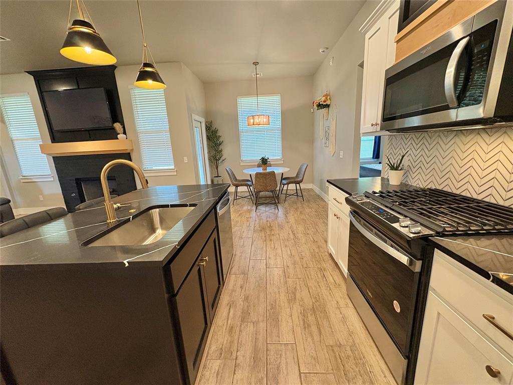 1920 Sama Way Property Photo 16