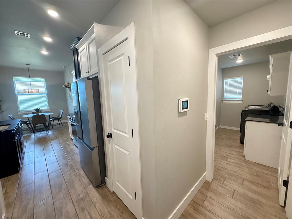 1920 Sama Way Property Photo 18