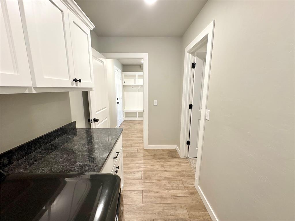 1920 Sama Way Property Photo 19