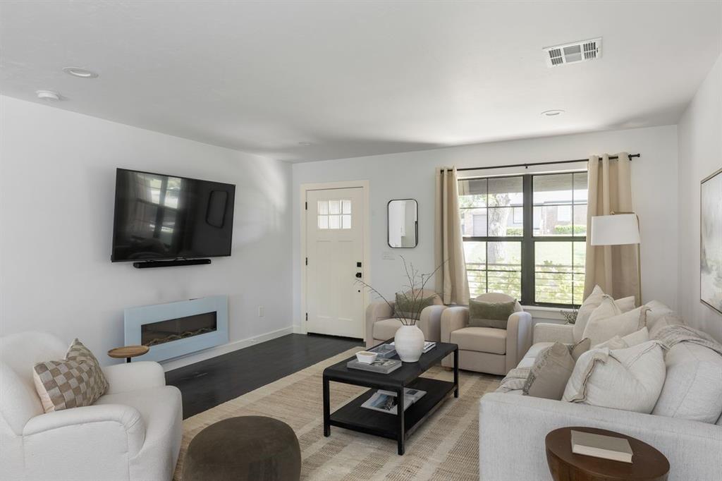 1120 Nw 80th Street Property Photo 4