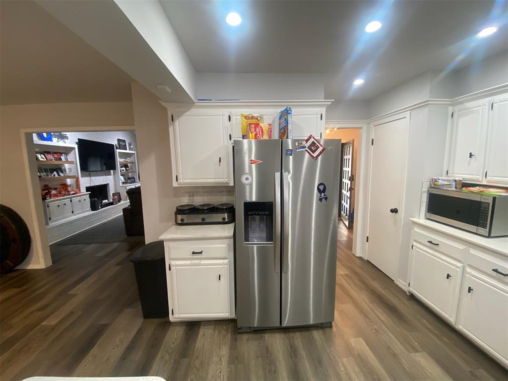 10220 Mantle Lane Property Photo 6