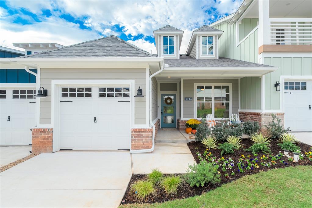 4716 Half Moon Way Property Photo 1