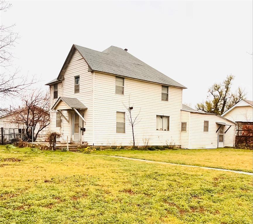 319 N Wikoff Avenue Property Photo 1