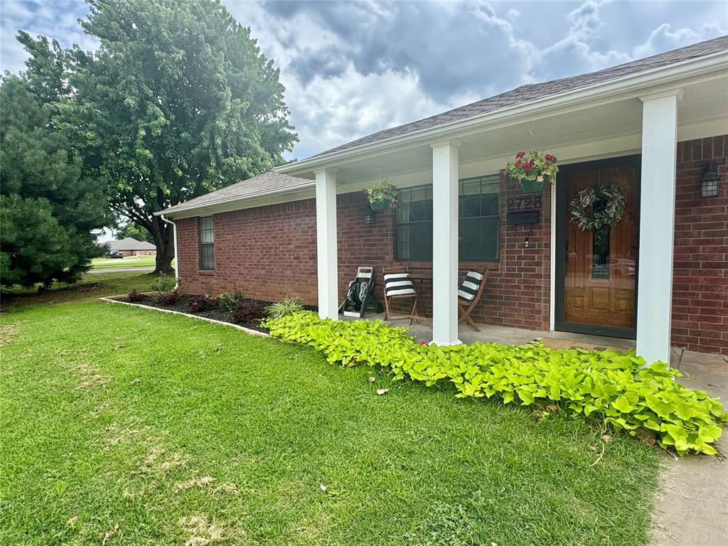 2728 S 19th Street Property Photo 1