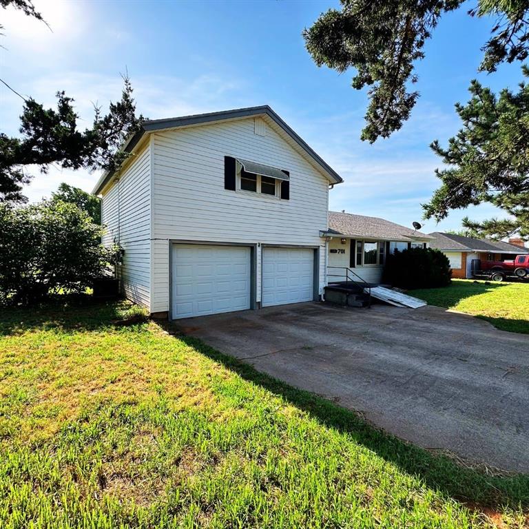 701 S 18th Street Property Photo 1