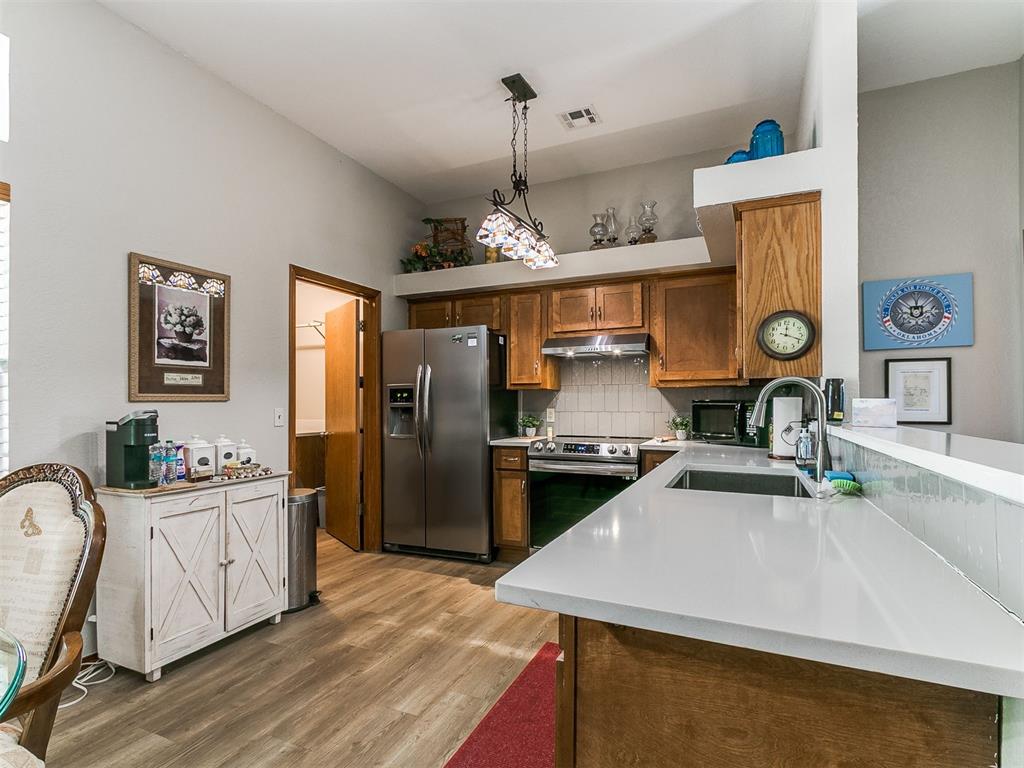 12504 Covey Creek Drive Property Photo 18