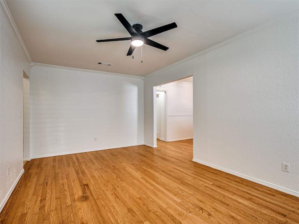 500 Dakota Street Property Photo 6