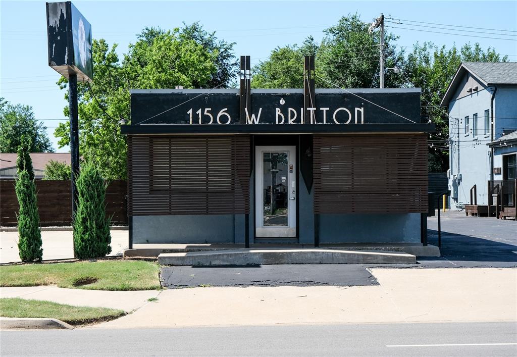 1156 W Britton Road Property Photo 2